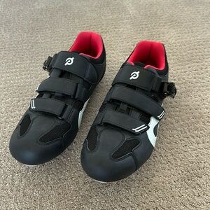 Men’s Peloton cycling shoes LIKE NEW